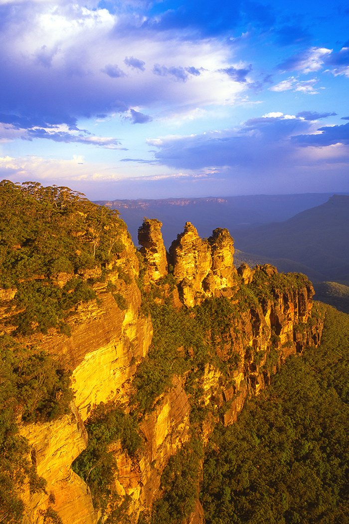 Sunset on Three Sisters, Blue Mountains, Australia - 1