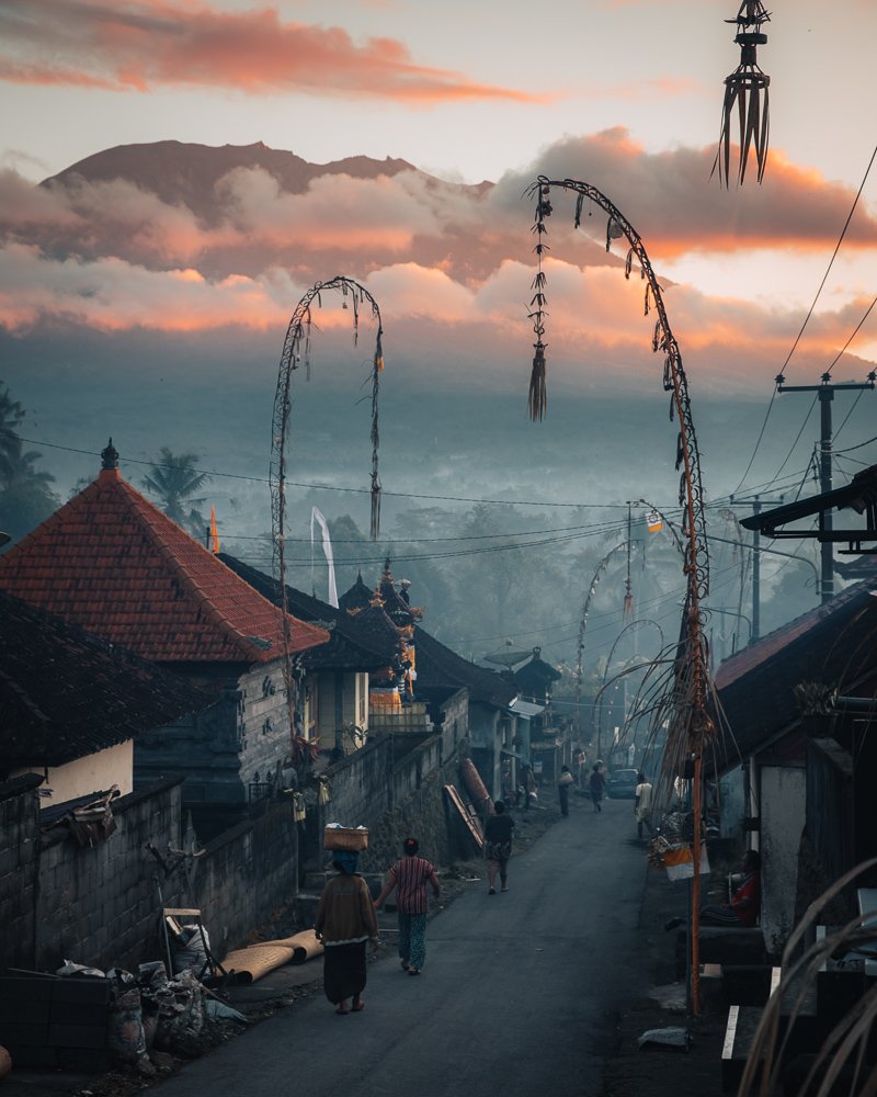 6616ab8ed8c3c268632d0a1d_mount-agung-sunrise-bali_1755595418321.jpg
