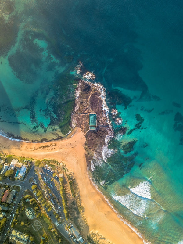 33°40'43" S 151°18'59" E