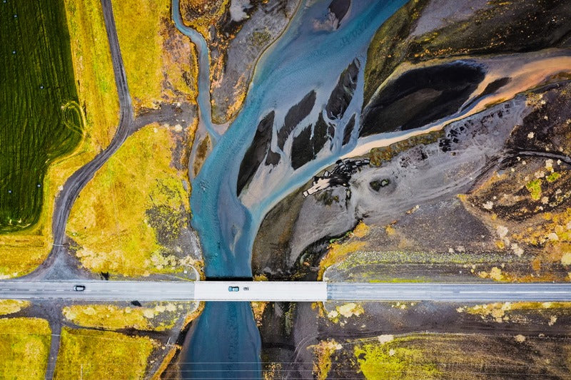 Intersecting Rivers