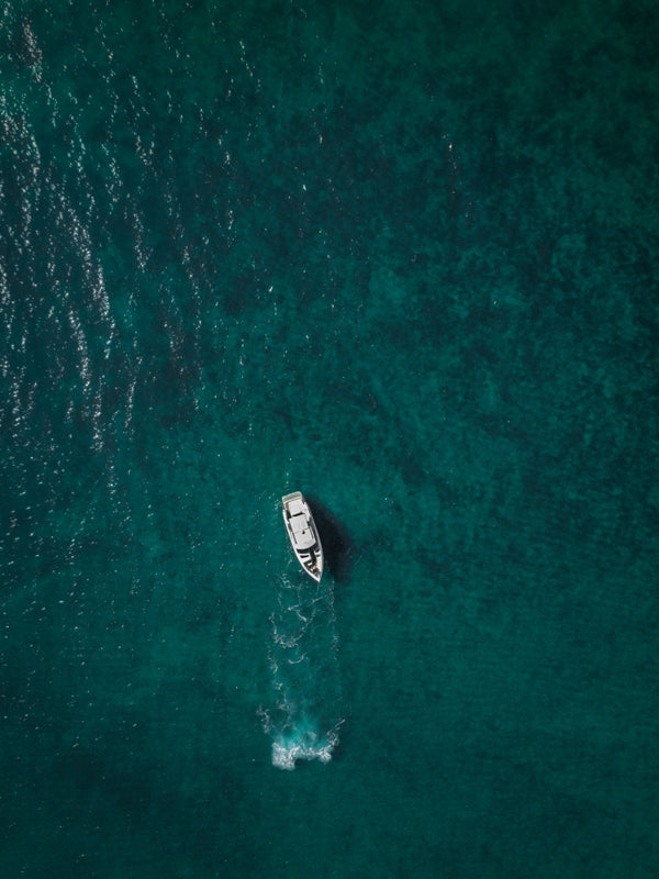 LONE BOAT