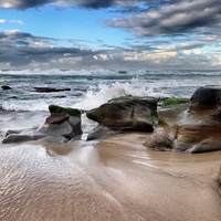 bar beach splash