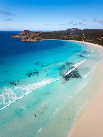 Turquoise Water in Lucky Bay 1 - 1