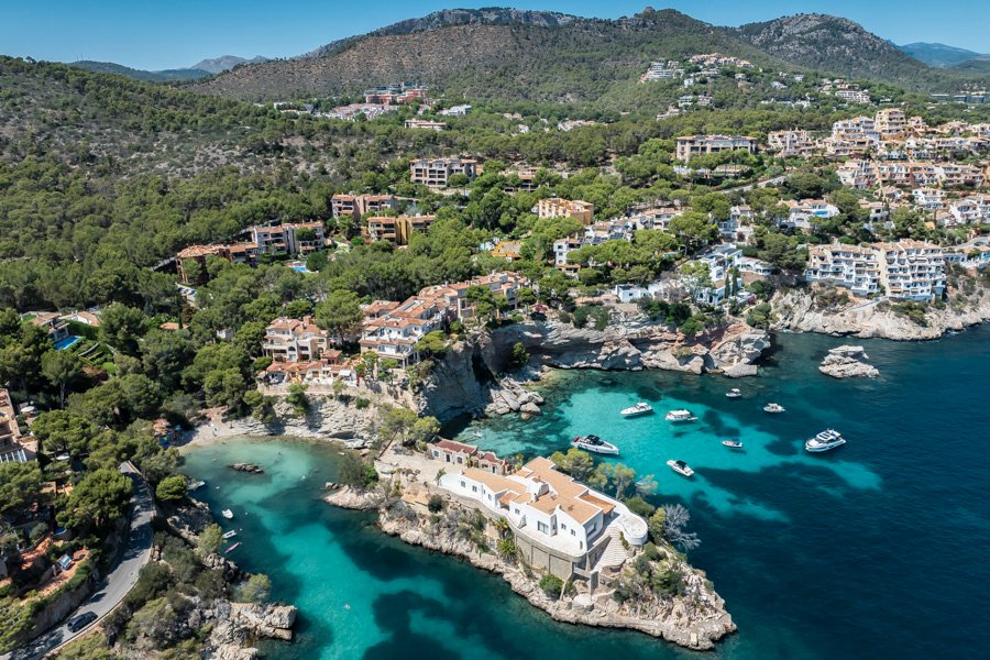 6616ab8ed8c3c268632d0a1d_boats-at-cala-fornells-mallorca-3_1758333155577.jpg