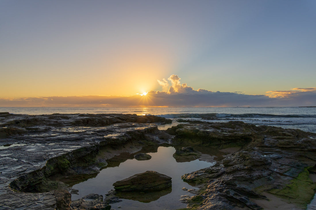 6616ab8ed8c3c268632d0a1d_golden-break-at-bellambi-rock-pool-1_1777545205652.jpg