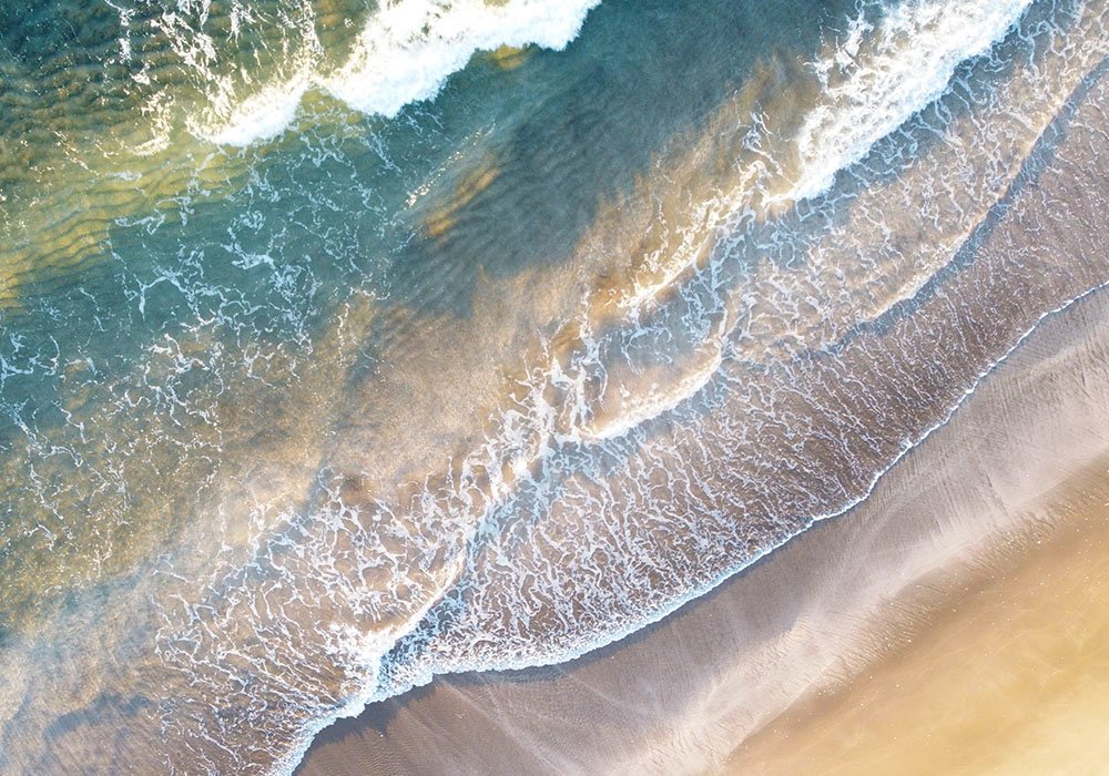 6616ab8ed8c3c268632d0a1d_hot-water-beach-iv_1770723404448.jpg