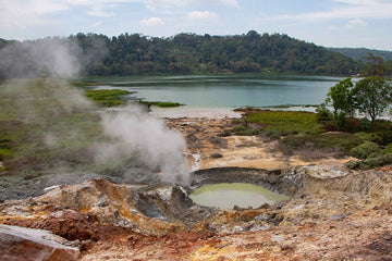 6616ab8ed8c3c268632d0a1d_klein-boiling-mud-pool-in-volcanic-crater_1763992544494.jpg