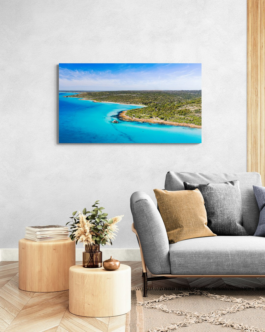 6616ab8ed8c3c268632d0a1d_meelup-beach-canvas_1776398674405.jpg