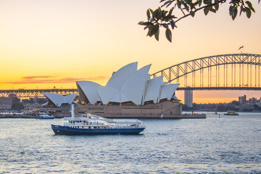 6616ab8ed8c3c268632d0a1d_opera-house-at-dusk_1759736706335.jpg