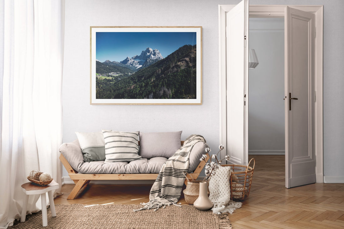 6616ab8ed8c3c268632d0a1d_peaceful-living-room-wall-2-_1772268878282.jpg