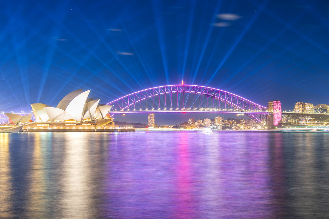 6616ab8ed8c3c268632d0a1d_reflections-of-vivid-1_1781263337845.jpg