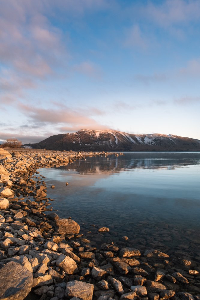 6616ab8ed8c3c268632d0a1d_sunrise-at-lake-tekapo_1762389508525.jpg