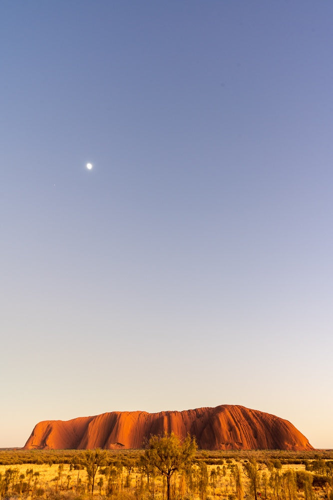 6616ab8ed8c3c268632d0a1d_uluru-sunrise_1773787607371.jpg