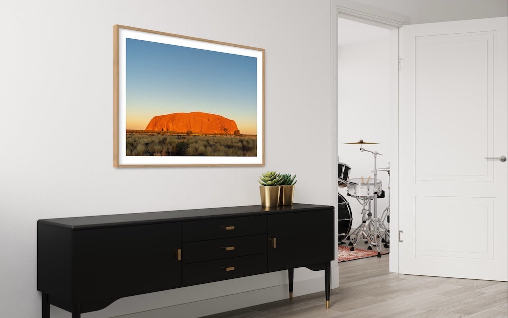 6616ab8ed8c3c268632d0a1d_uluru-sunset-oak_1773787707192.jpg