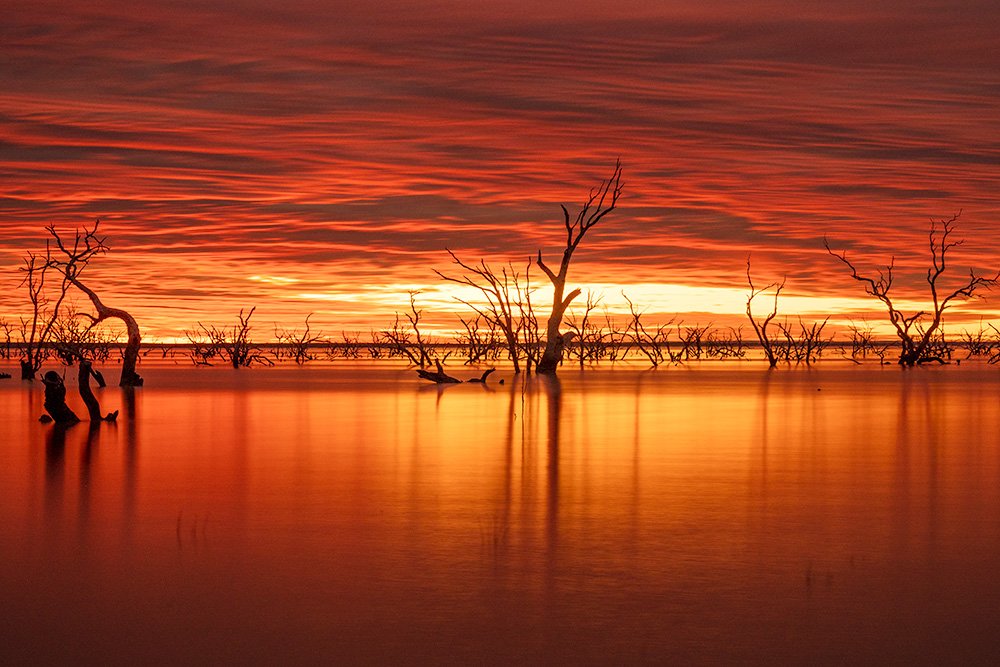 6616ab8ed8c3c268632d0a1d_web-sky-on-fire-ii-menindee-lakes-new-south-wales_1771746596619.jpg