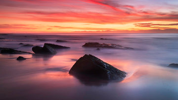 Spectacular ocean sunrise