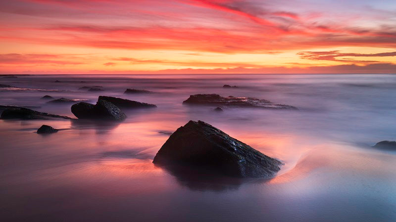 Spectacular ocean sunrise