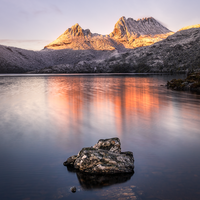 Cradle Mountain Morning Glow