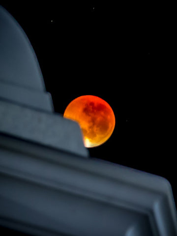 Bahai Bloodmoon
