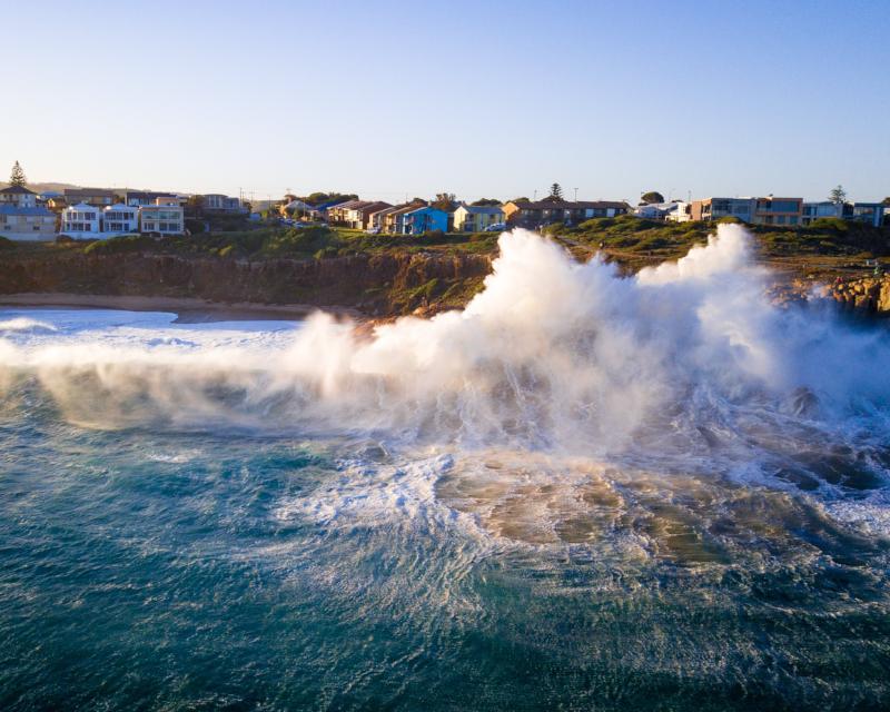 Crashing Waves