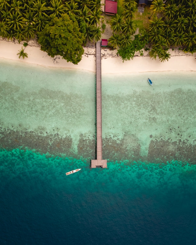 Kaniungan island pier in Indonesia