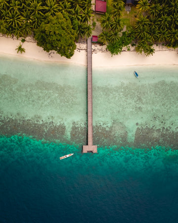 Kaniungan island pier in Indonesia