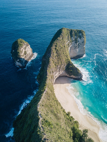 Kelingking Beach in Nusa Penida, Bali