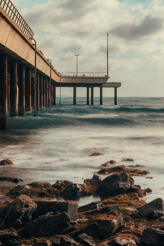 Leading Lorne Pier
