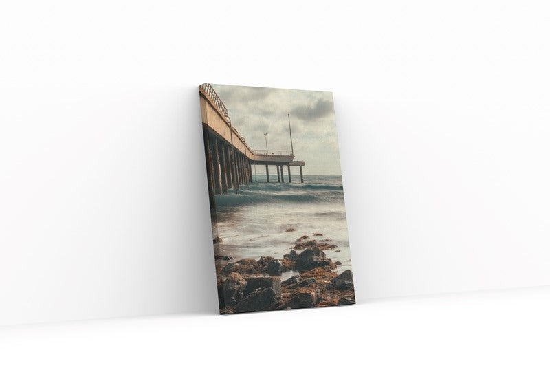 Leading Lorne Pier
