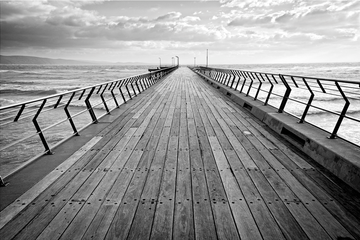 Lorne Pier