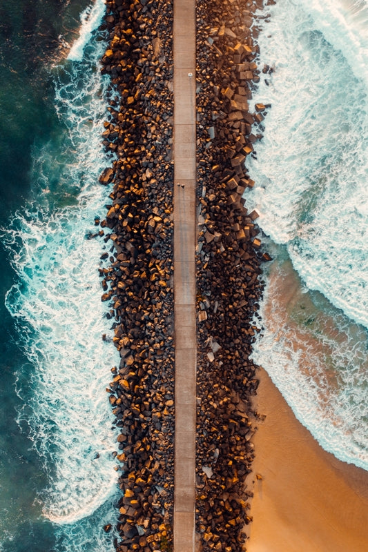 Nobbys Breakwall