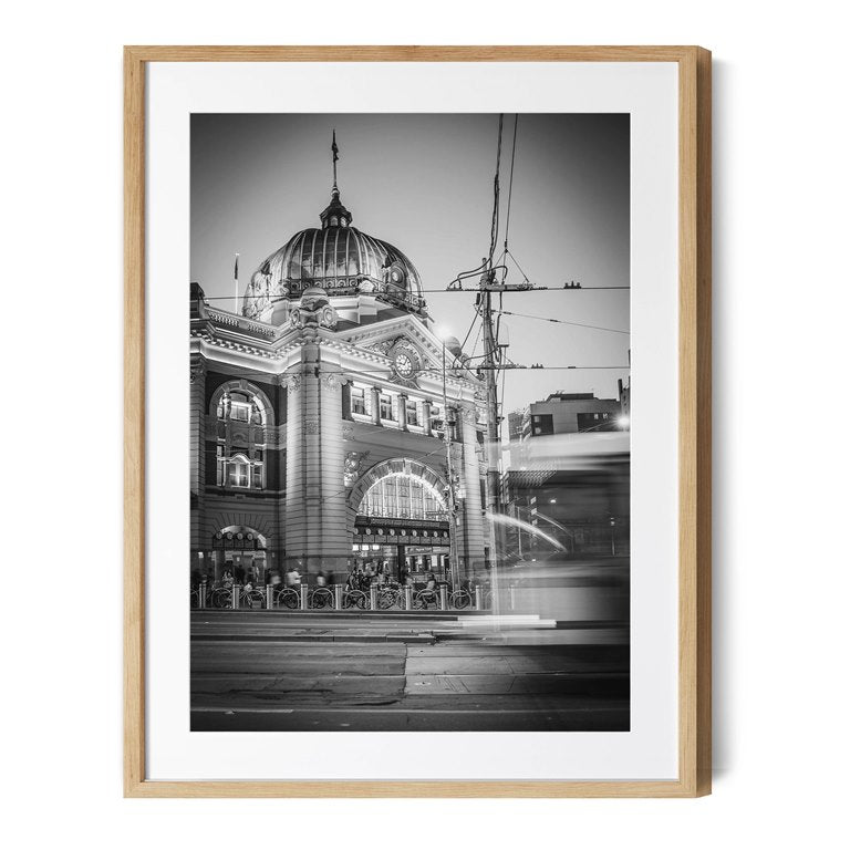 Melbourne Flinders - Tram 2
