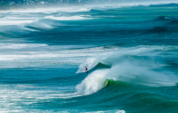Surfing the cyclone